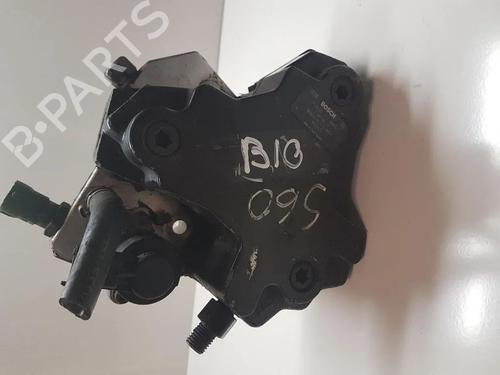 Used Fuel pump VOLVO S60 I (384) D5 (163 hp) 28918159