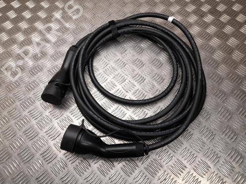 cable-tesla-model-3-5yj3-2017-37570342 main image