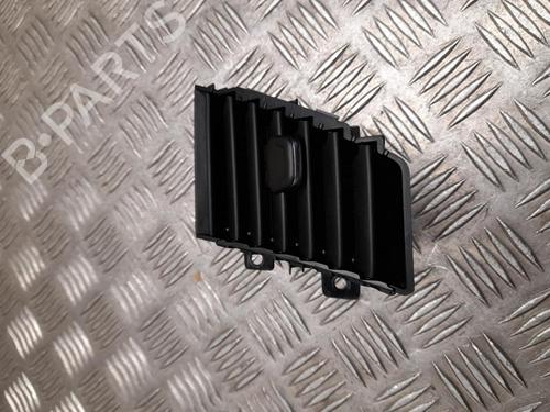 Luftventilen OPEL GRANDLAND / GRANDLAND X (A18, P1UO) 1.2 (75) (131 hp) 30301887