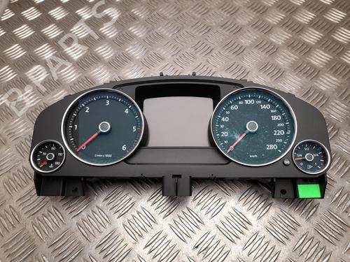 Used Instrument cluster Instrument cluster VW TOUAREG (7P5, 7P6) 3.0 V6 TDI (245 hp) 28948461 28948461