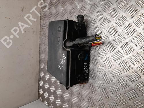 fuse-box-ford-focus-iii-2010-2011-2012-2013-2014-2015-2016-2017-2018-2019-2020-37548604 main image