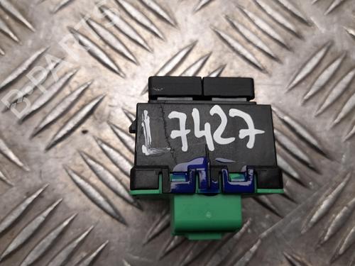 Switch LAND ROVER RANGE ROVER VELAR (L560) 3.0 D300 SDV6 4x4 | BP28935172I30 