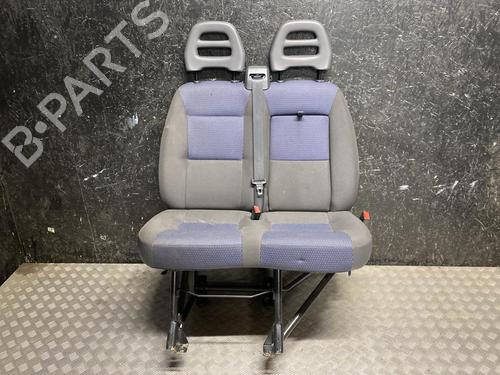 Used Right front seat Right front seat 37574901 37574901