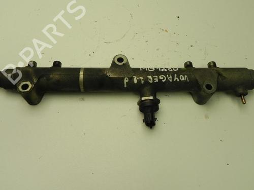 Used Injection rail CHRYSLER VOYAGER IV (RG, RS) 2.8 CRD (150 hp) 28942834