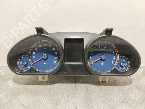 Used Instrument cluster Instrument cluster 38993591 38993591