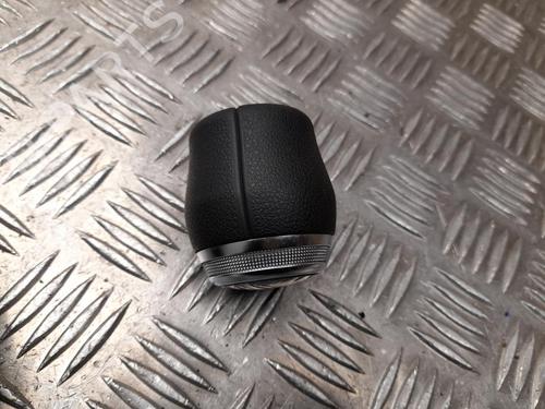 Shift knob NISSAN PRIMASTAR Van (X82) 2.0 dCi 150 | BP37556637I34 - Image 3