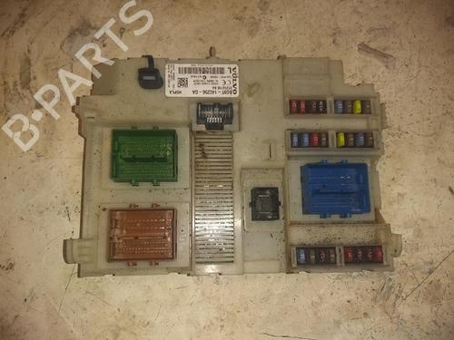 Used Fuse box Fuse box 38963005 38963005