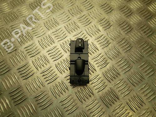 Used Left front window switch NISSAN JUKE (F16_) DIG-T 117 (117 hp) 28947429