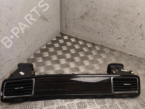 Used Air vent Air vent VW TOUAREG (7P5, 7P6) 3.0 V6 TDI (245 hp) 39997772 39997772