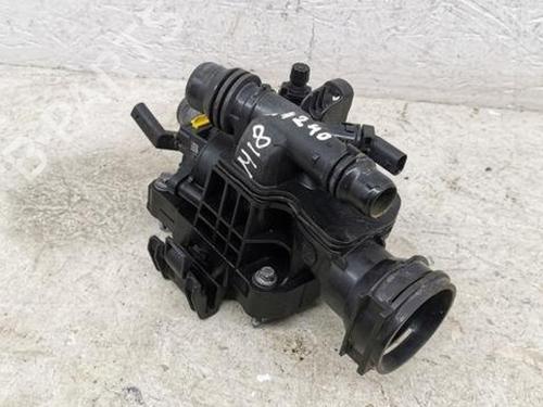 Used Thermostat housing OPEL CORSA F (P2JO) 1.5 (68) (102 hp) 28910998