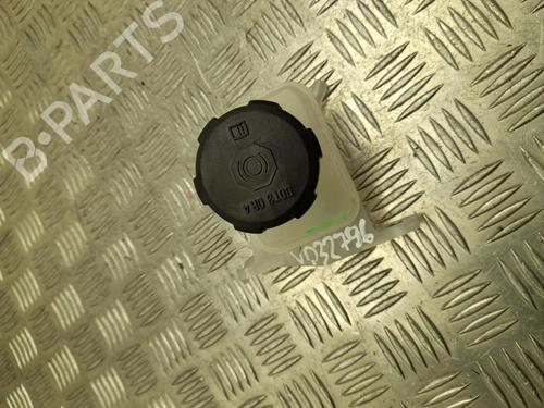 brake-fluid-reservoir-kia-ceed-sportswagon-cd-2018-37554578 main image