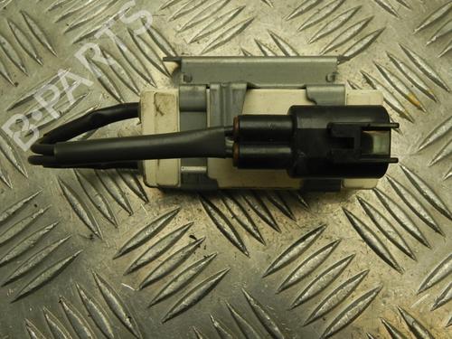 Used Heater resistor TOYOTA YARIS (_P13_) 1.5 (NSP131_) (112 hp) 28941705