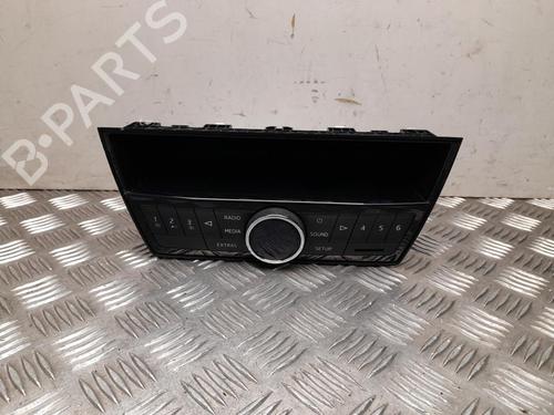 Used Radio Radio 37552317 37552317