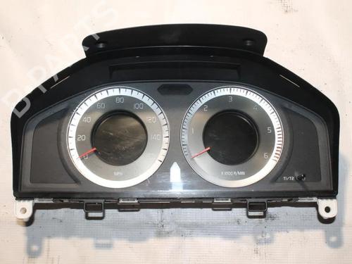 Used Instrument cluster Instrument cluster VOLVO XC60 I SUV (156) D5 AWD (205 hp) 28915609 28915609