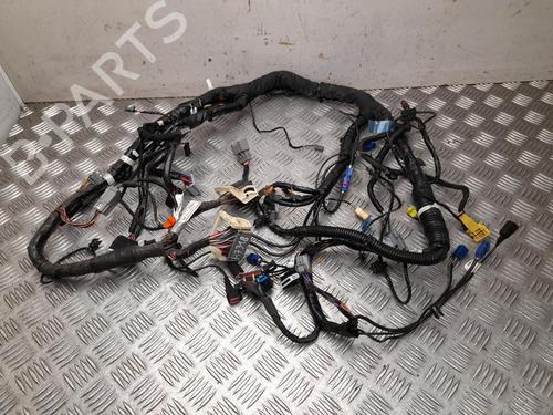 BP37571211E16 main image