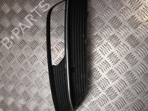 Used Grille AUDI A3 Sportback (8VA, 8VF) 1.2 TFSI (110 hp) 28939833