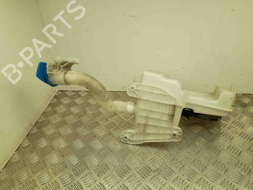 Windscreen washer tank VW GOLF IV (1J1) 1.6 | BP28912559C113