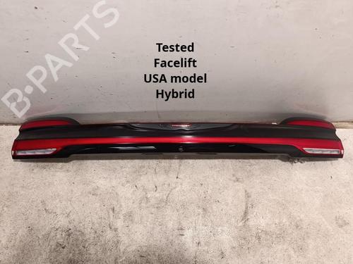 Used Rear center light Rear center light CHRYSLER PACIFICA (RU) 3.6 Hybrid (264 hp) 39997812 39997812