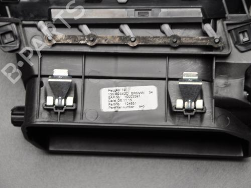 Grille PEUGEOT 308 II (LB_, LP_, LW_, LH_, L3_) 2.0 GT BlueHDi 180 | BP28929989C40 