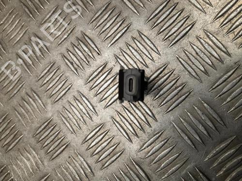 Used Switch Switch 37570183 37570183