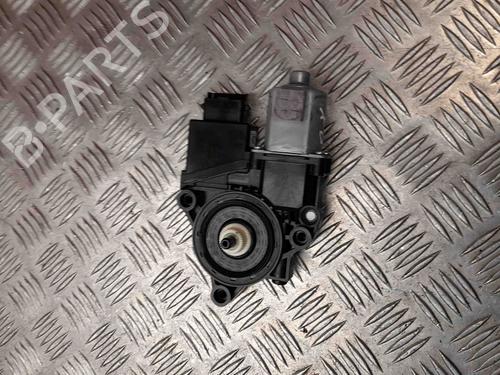 Used Left front window motor KIA OPTIMA Sportswagon (JF) 1.7 CRDi (141 hp) 28942430