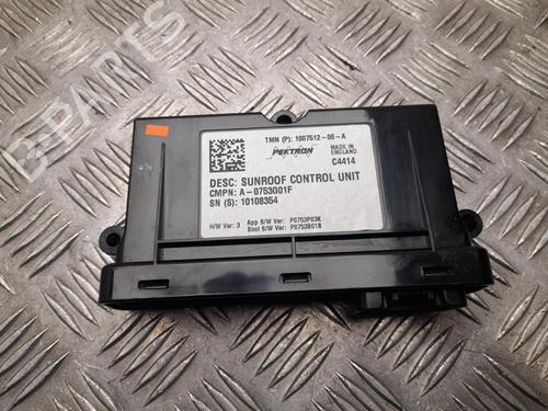 electronic-module-tesla-model-s-5yjs-2012-37555225 main image