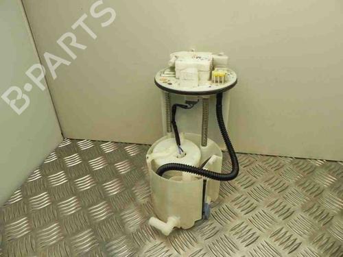 Used Fuel pump TOYOTA RAV 4 IV (_A4_) 2.0 4WD (ZSA44_) (151 hp) 28935699