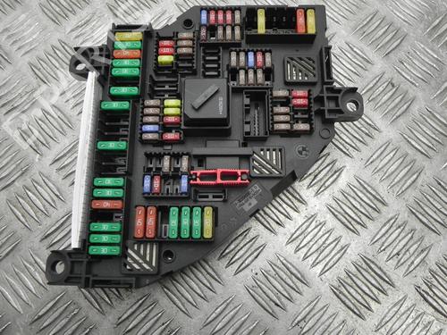 Used Fuse box BMW 5 Touring (F11) 530 d (258 hp) 28930082