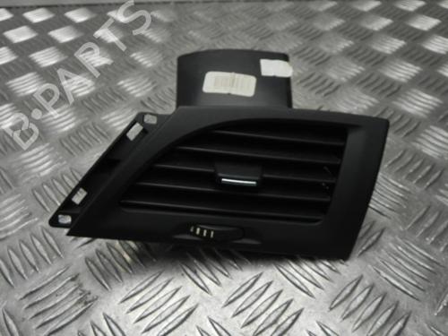 Used Air vent RENAULT MEGANE III Grandtour (KZ0/1) 1.6 16V (KZ0H) (101 hp) 28910453