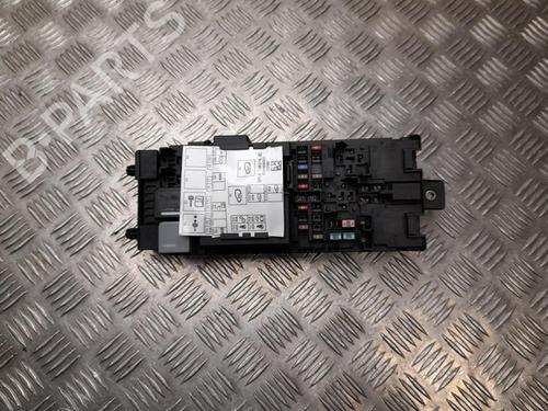 Used Fuse box Fuse box 37549469 37549469
