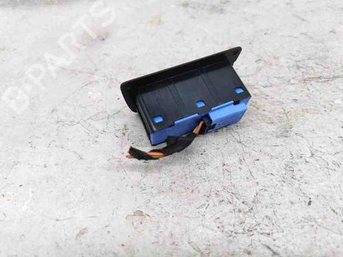 Switch BMW 2 Gran Tourer (F46) 220 i | BP28941933I30 