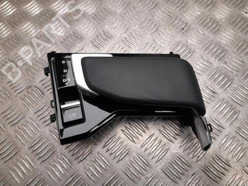 gear-lever-audi-e-tron-gen-2018-37556679 main image