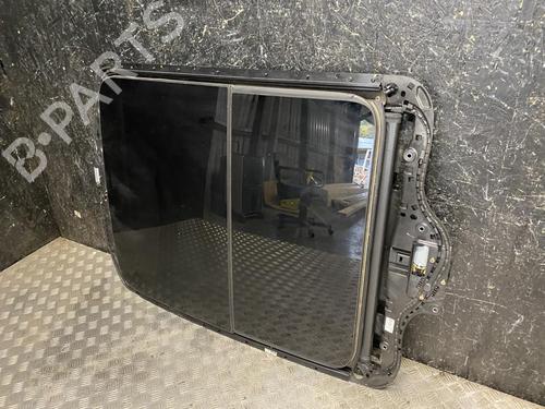sunroof-maserati-levante-suv-m161-2016-40206121 main image
