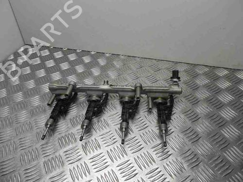 Used Injection rail BMW 2 Active Tourer (F45) 220 i (163 hp) 28922865