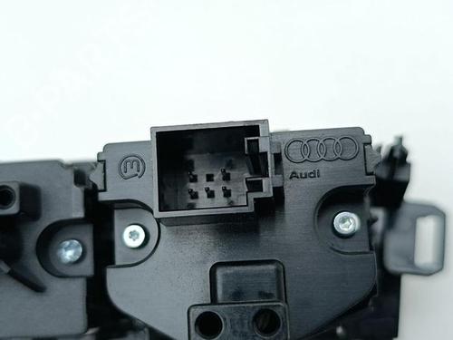 Switch AUDI E-TRON (GEN) 55 quattro | BP28924522I30 