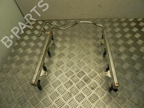 Used Injection rail Injection rail 37544061 37544061