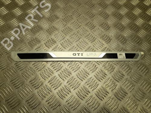 step-vw-polo-vi-aw1-bz1-ae1-2017-37551210 main image
