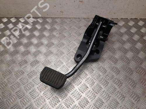 Rempedaal Rempedaal POLESTAR POLESTAR 4 EV All-wheel Drive (544 hp) 37565855 37565855