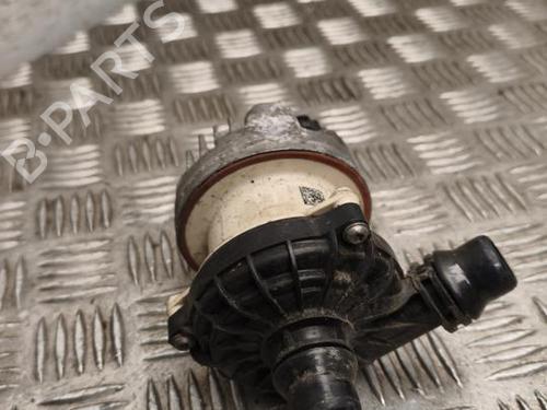 Used Auxiliary water pump Auxiliary water pump MERCEDES-BENZ E-CLASS T-Model (S213) E 220 d (213.204) (200 hp) 39967674 39967674
