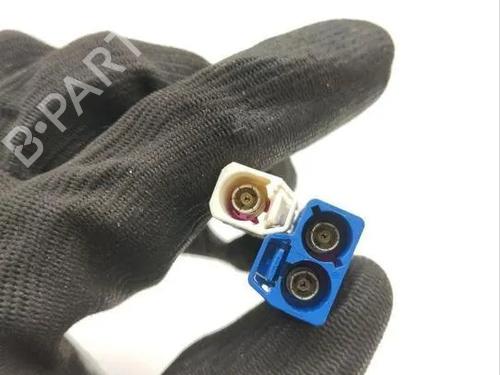 Antenne/Base CHRYSLER PACIFICA (RU) 3.6 Hybrid | BP28943571C140