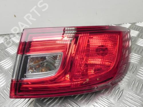 Used Right taillight RENAULT CLIO IV (BH_) 1.2 16V (73 hp) 28923229