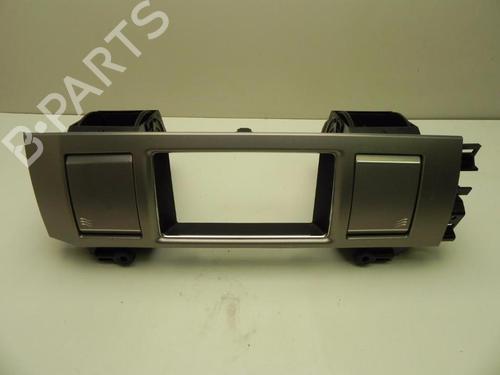 Luftventilen Luftventilen JAGUAR XF I (X250) 3.0 (243 hp) 37560356 37560356