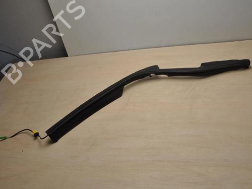 Used Tailgate trim LAND ROVER DISCOVERY SPORT (L550) 2.0 D 4x4 (180 hp) 28921956