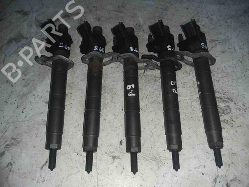 Injector VOLVO S60 II (134) D3 (163 hp) 28917357