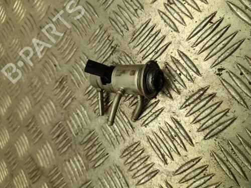 Used Injector Injector MERCEDES-BENZ B-CLASS Sports Tourer (W247) B 180 (247.084) (136 hp) 34560882 34560882