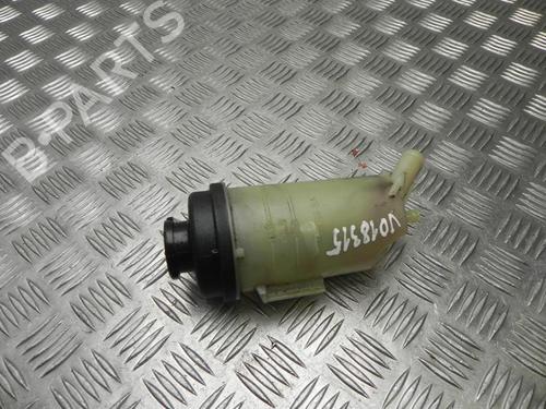 Used Power steering reservoir Power steering reservoir 37581900 37581900