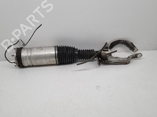 Used Right front shock absorber LAND ROVER RANGE ROVER IV (L405) 3.0 SDV6 Hybrid 4x4 (340 hp) 30440216
