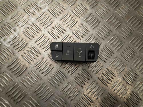 Used Switch KIA RIO IV (YB, SC, FB) 1.25 (84 hp) 28927414