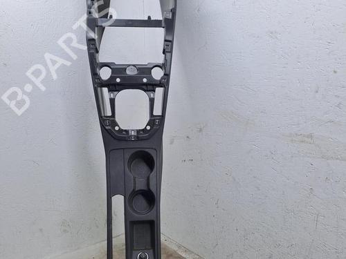 Console central SEAT IBIZA V (KJ1, KJG) 1.0 TSI (95 hp) 29228025