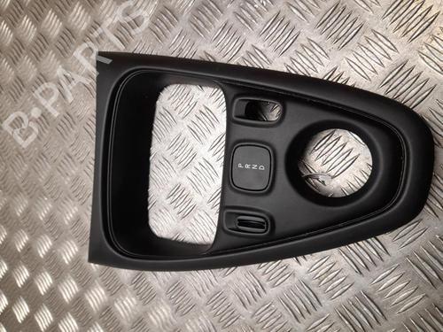 outra-smart-forfour-hatchback-453-2014-37550199 main image
